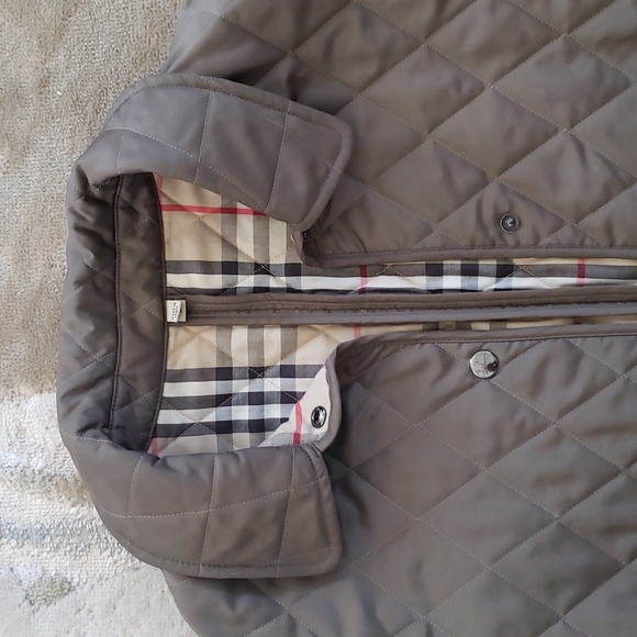 Authentic Burberry  quilted Jacket - Picture 2 of 14